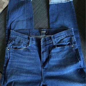 DKNY Jeans. Size 28.